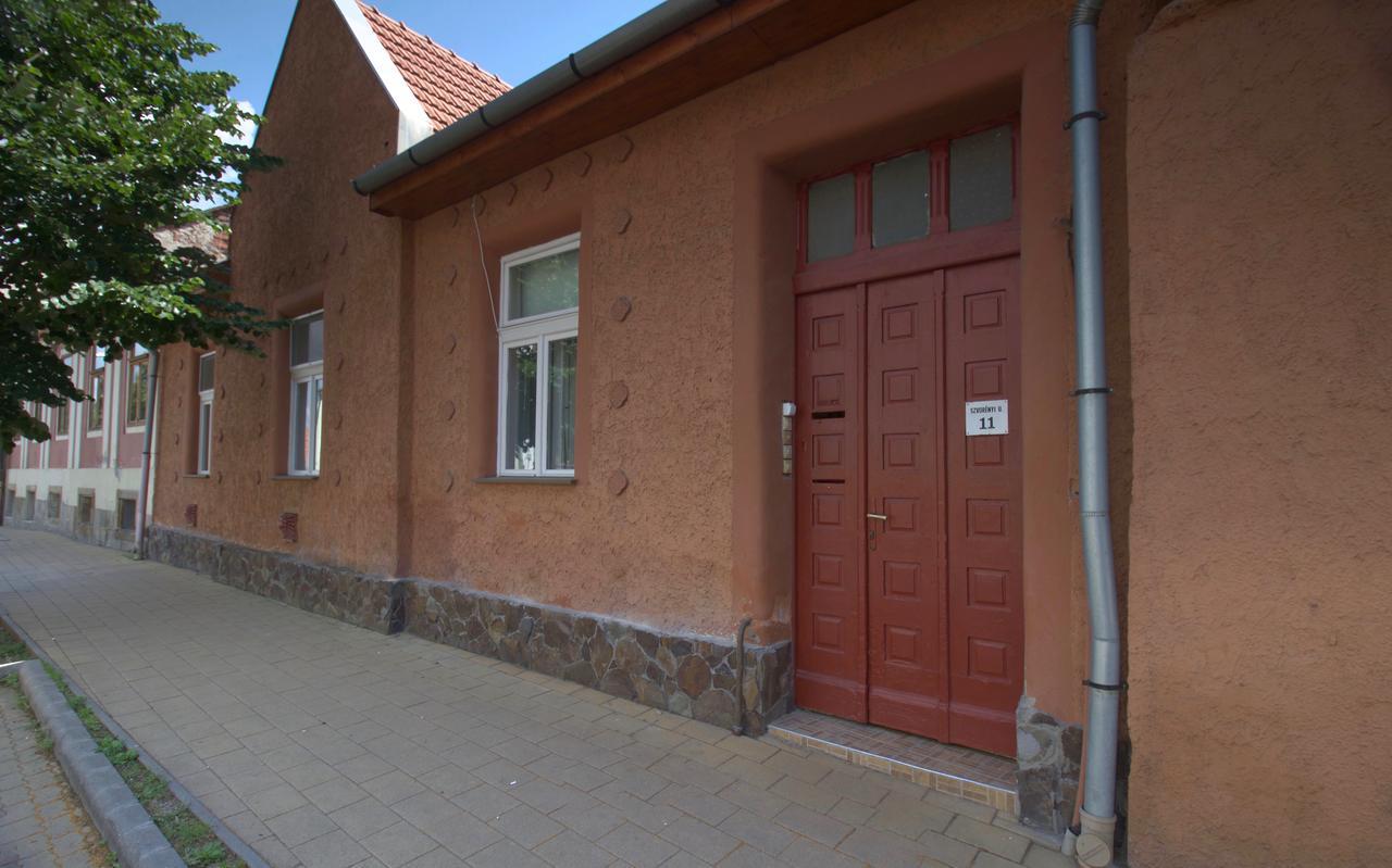 אגר Oazis Apartman מראה חיצוני תמונה